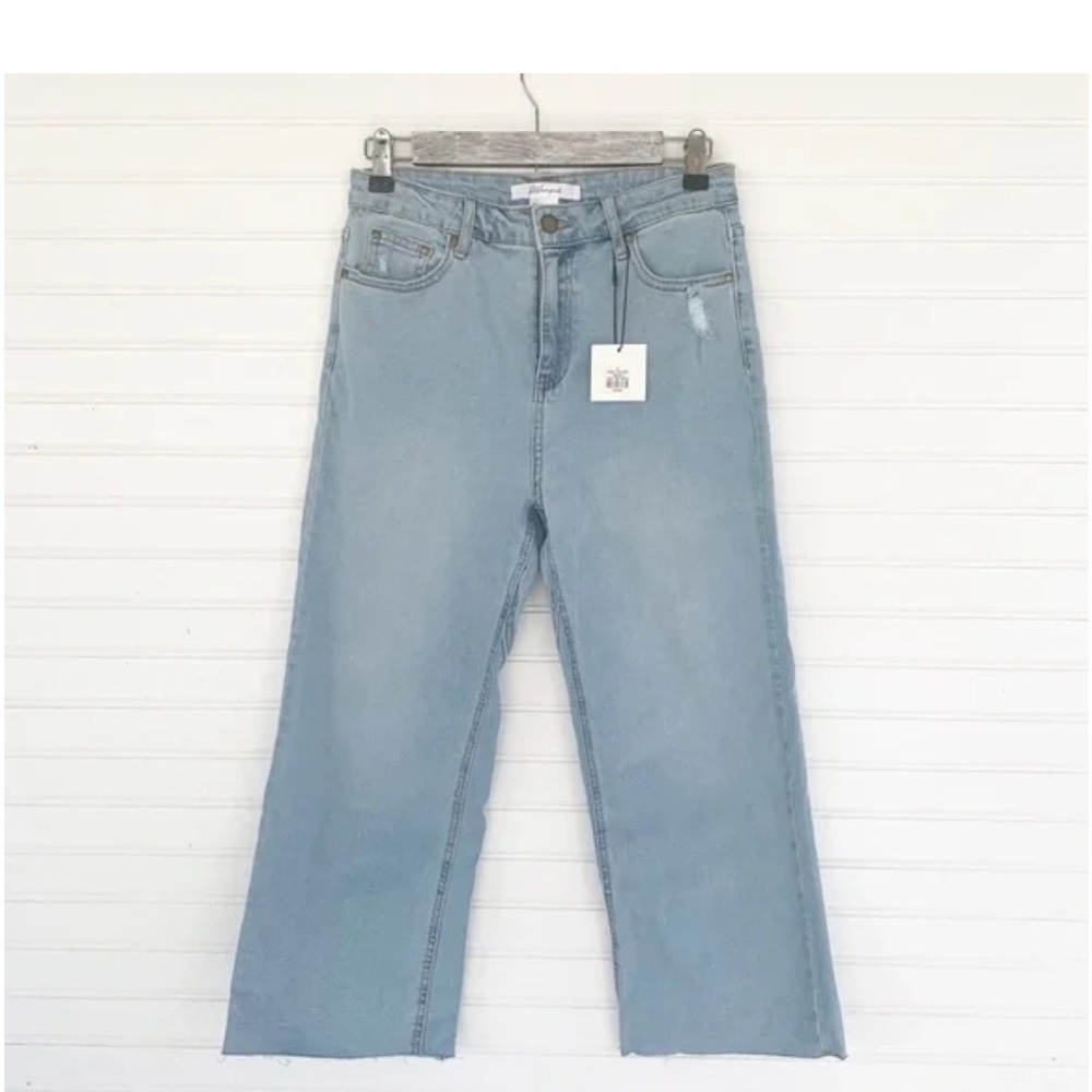 Revamped light wash cropped frayed denim jeans size 5